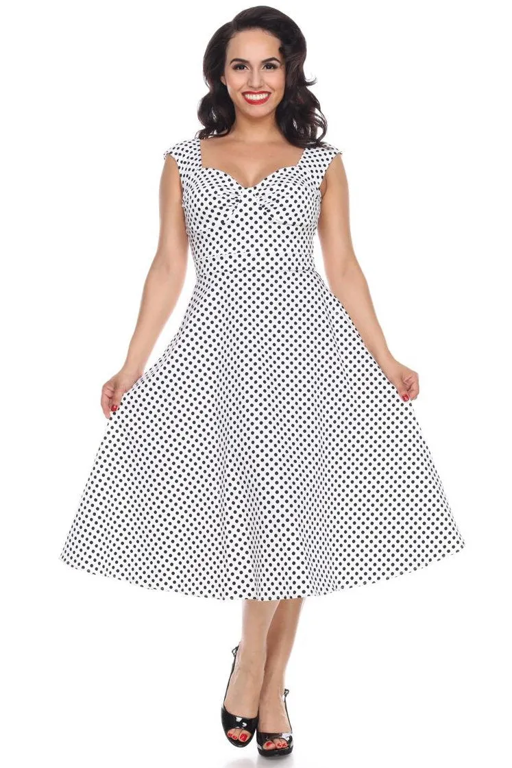Bettie On Holiday Dots