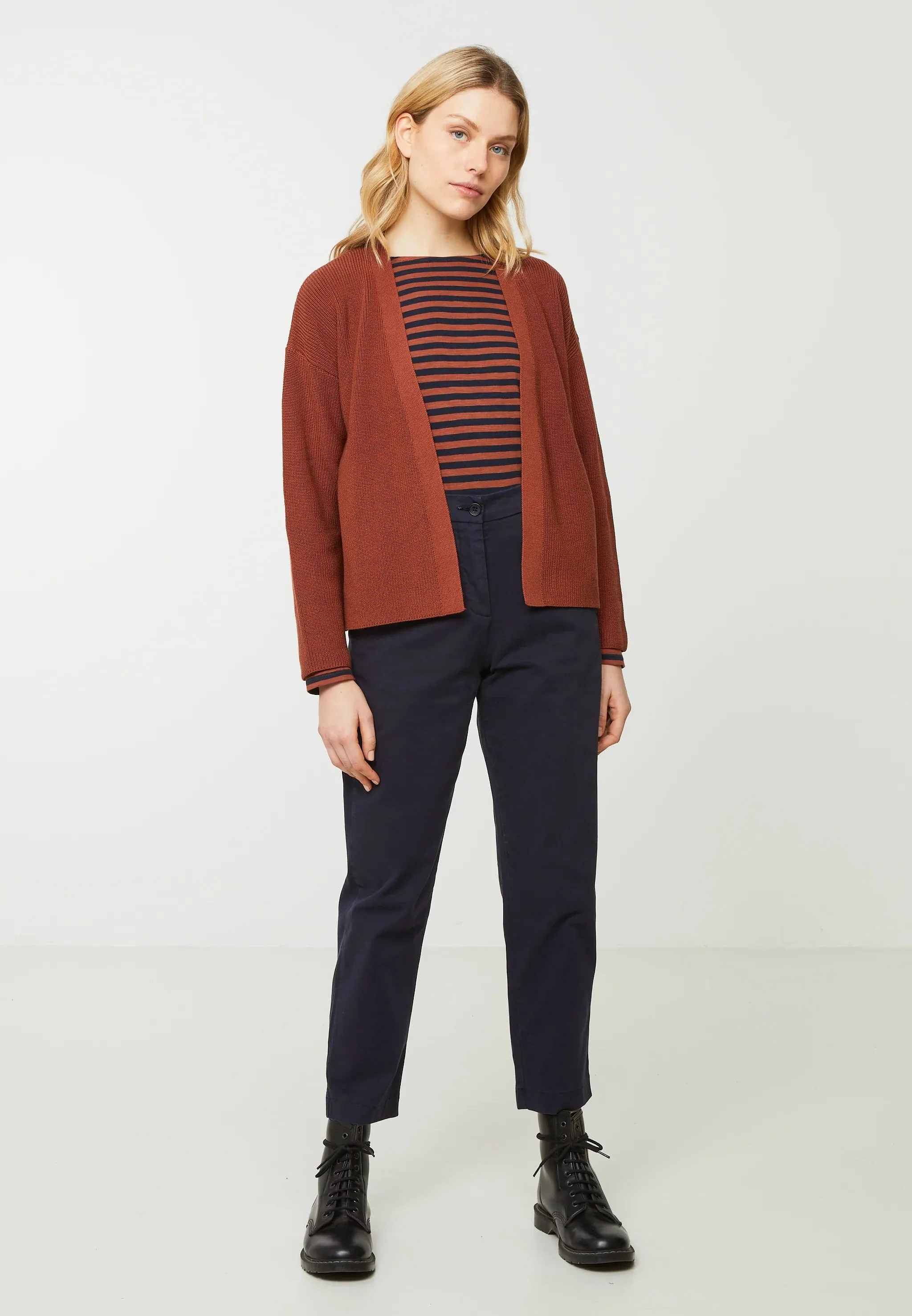 Cardigan XYRIS almond | recolution