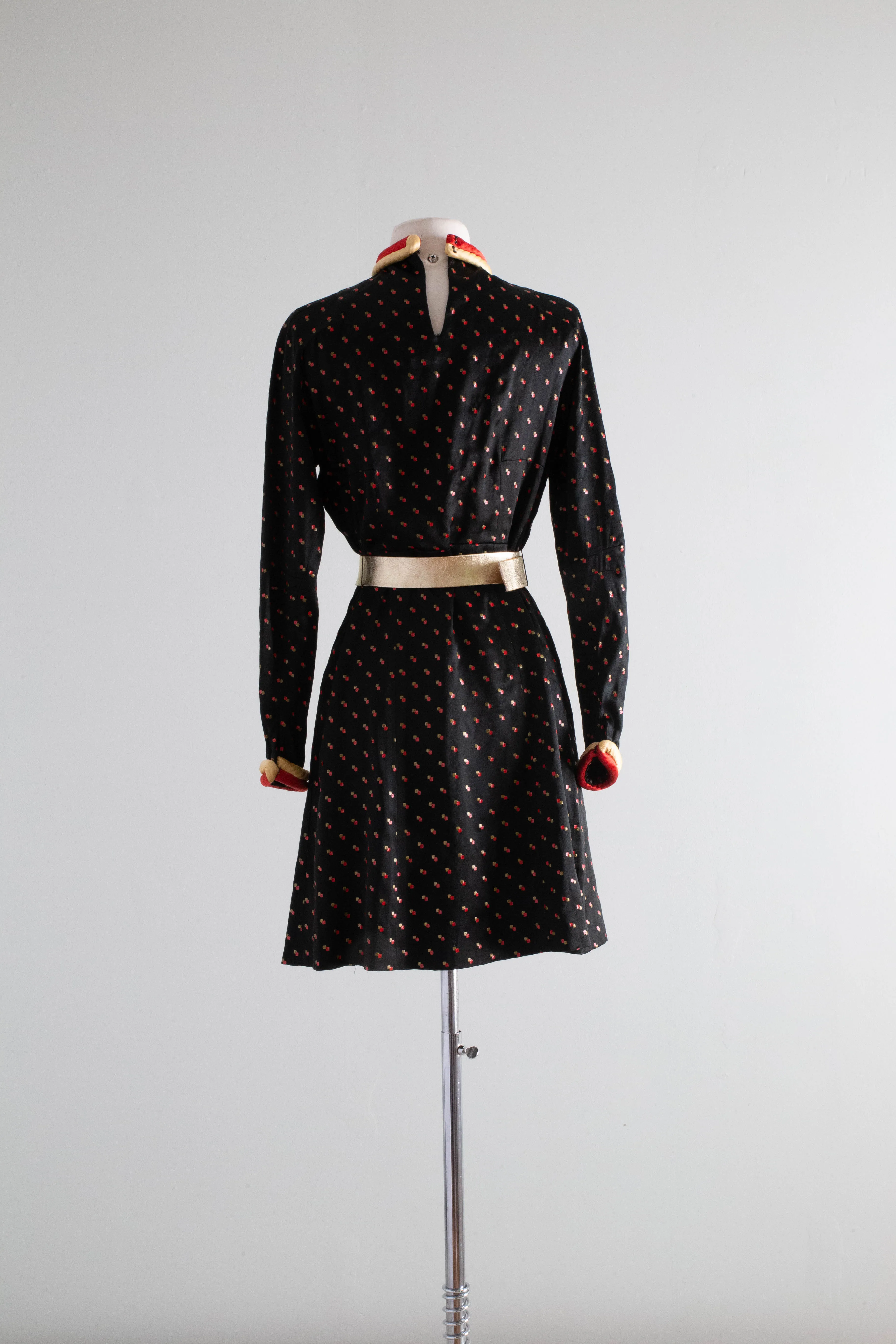 Darling 1930's Space Age Tunic Dress In Satin Crepe / SM