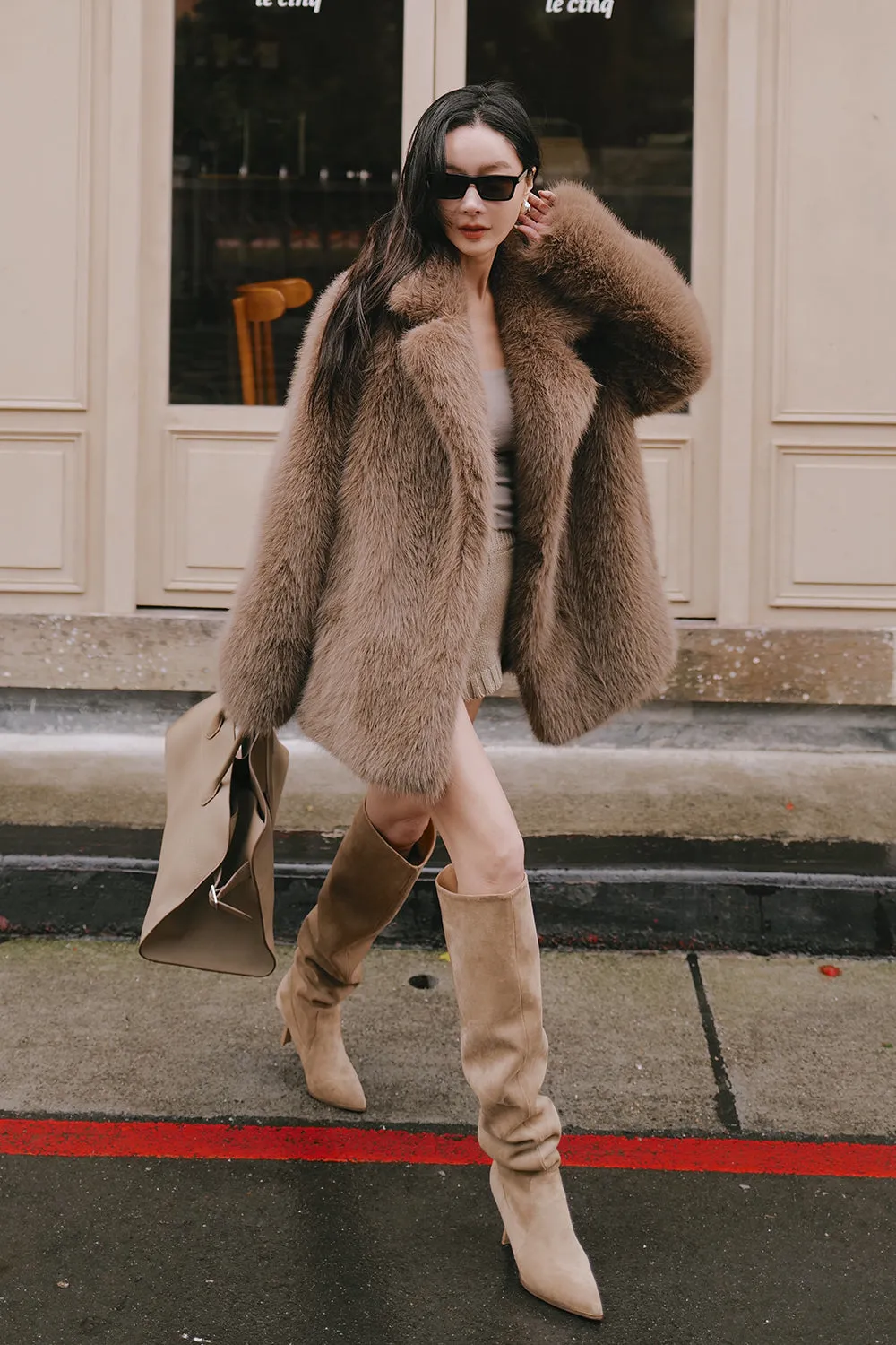 【預購】翻領皮草大衣<br>Collar Faux Fur Coat