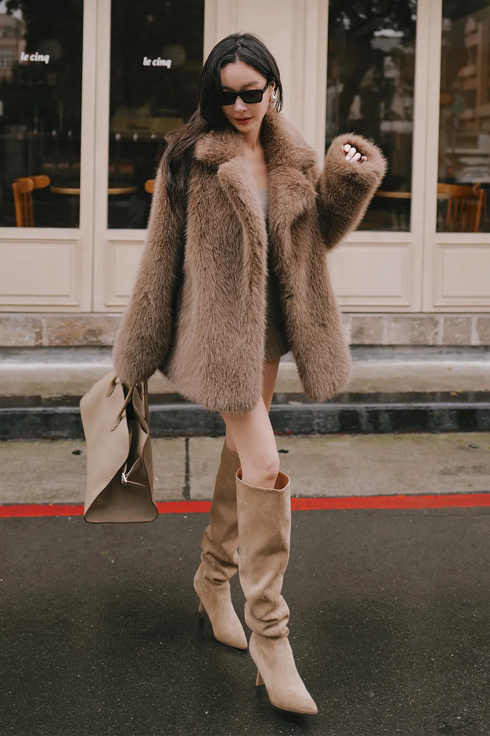 【預購】翻領皮草大衣<br>Collar Faux Fur Coat